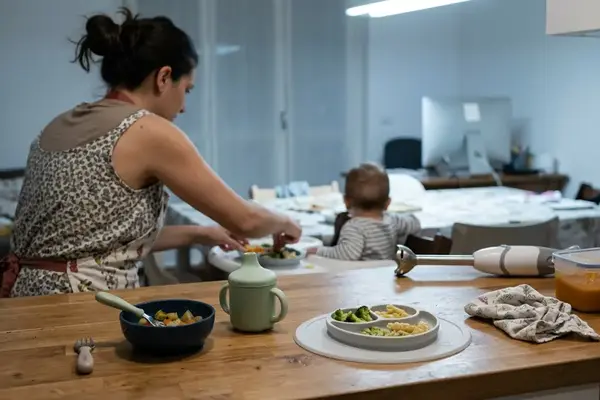 Autosvezzamento o pappe tradizionali? Perché non deve essere una scelta rigida